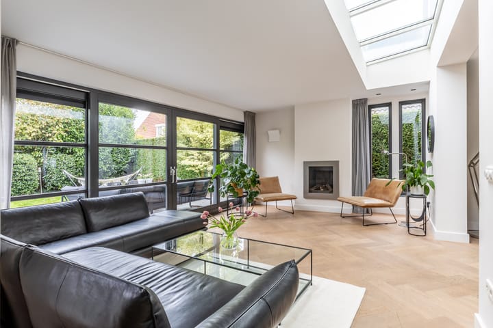 Photo 3 of Vincent van Goghlaan 40