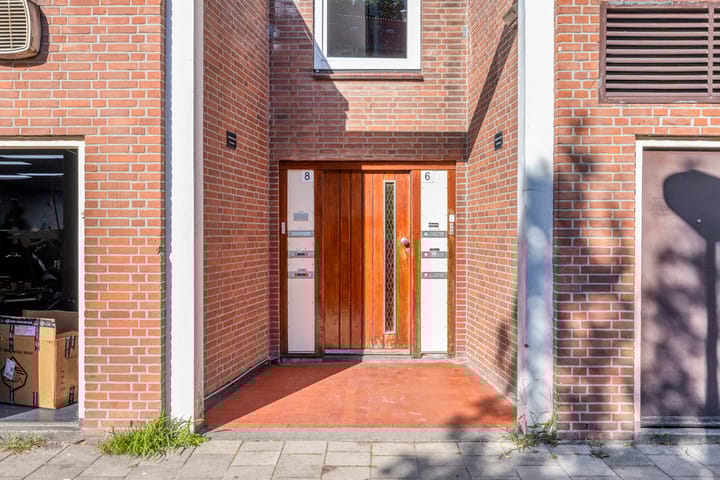 Photo 9 of Hendrik de Bruynstraat 8-1