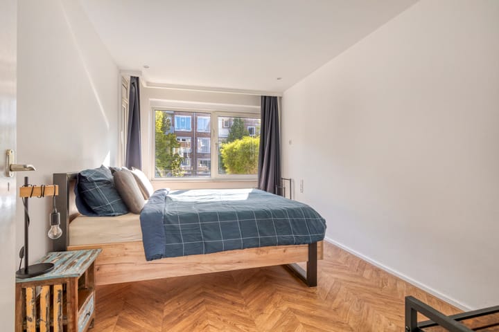 Photo 21 of Hendrik de Bruynstraat 8-1