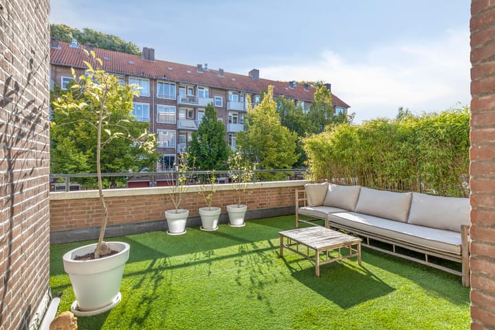 Photo 32 of Hendrik de Bruynstraat 8-1