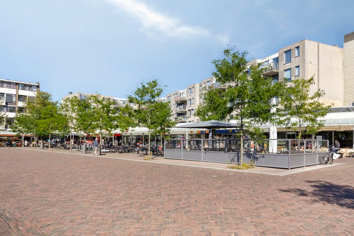 Photo 36 of Hendrik de Bruynstraat 8-1