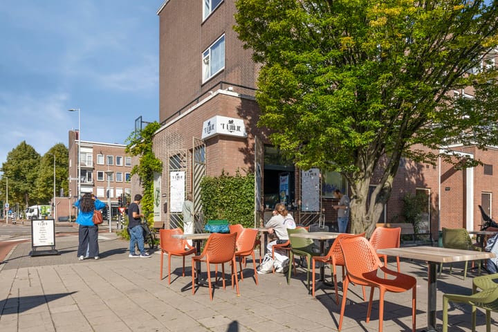 Photo 39 of Hendrik de Bruynstraat 8-1