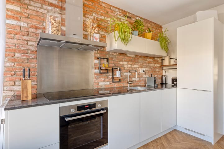 Photo 2 of Hendrik de Bruynstraat 8-1