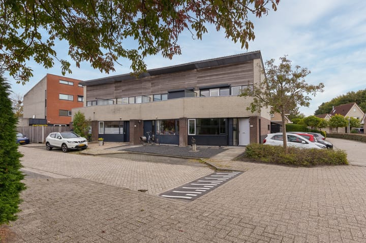 Photo 4 of Bertus Aafjeshof 143