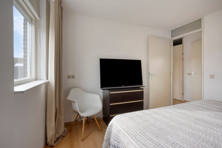 Foto 19 van Jacob Roggeveenstraat 13