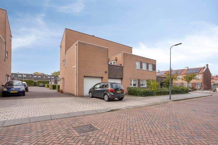 Foto 25 van Jacob Roggeveenstraat 13