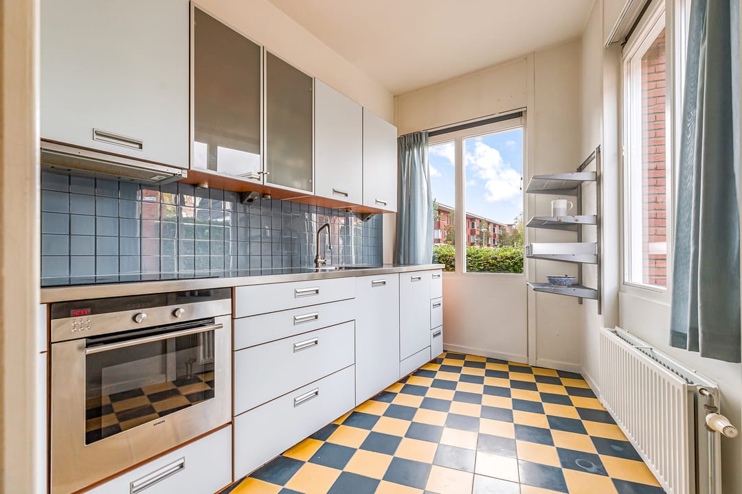 Photo 8 of Molenbeekstraat 43