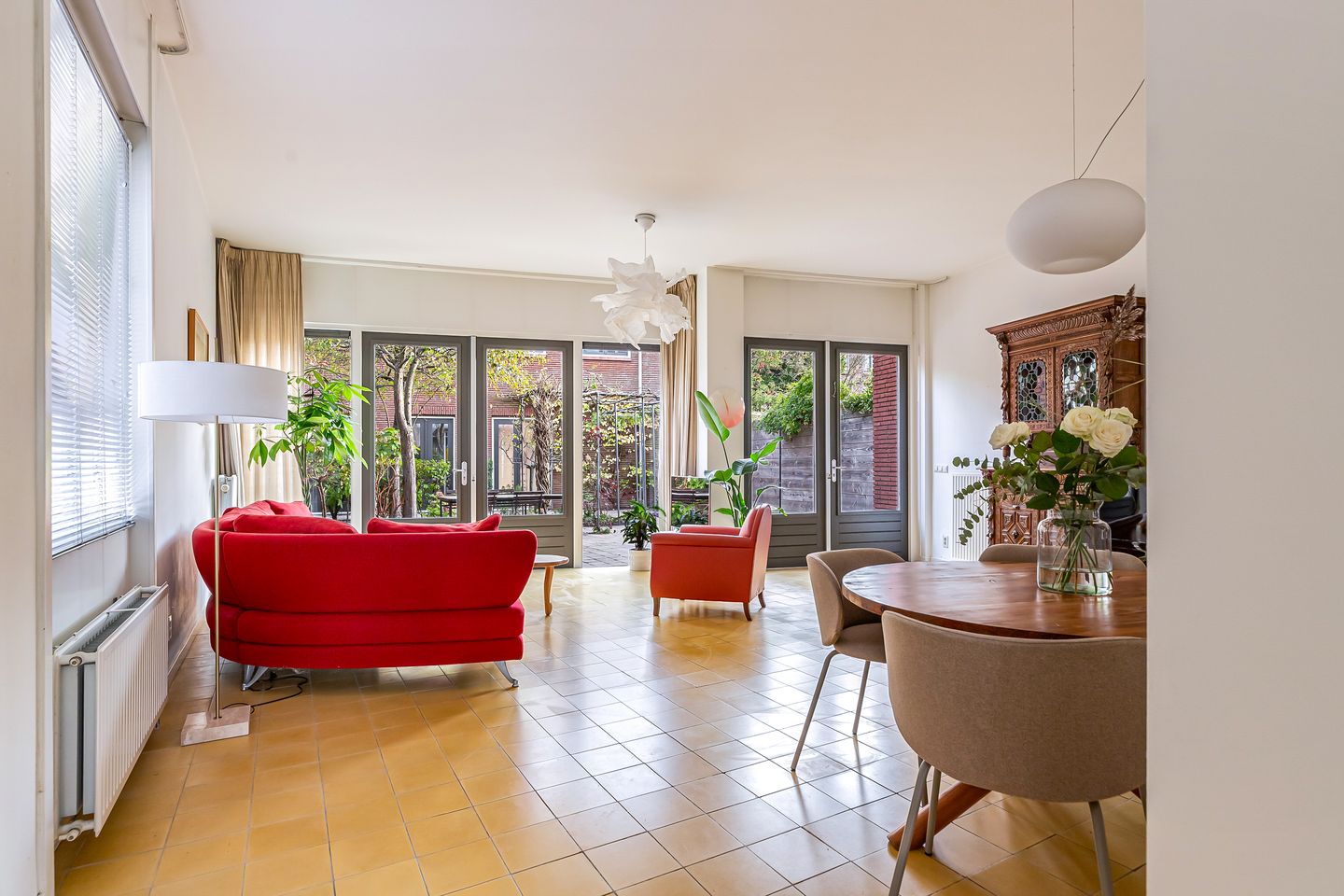 Photo 10 of Molenbeekstraat 43