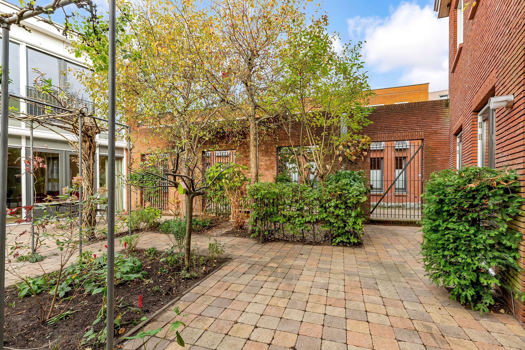 Photo 21 of Molenbeekstraat 43