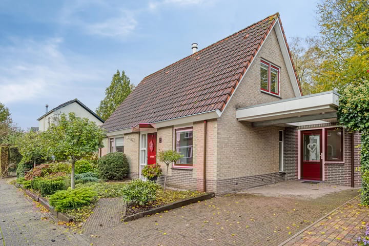 Foto 35 van Pastorielaan 10