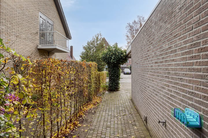 Foto 36 van Pastorielaan 10
