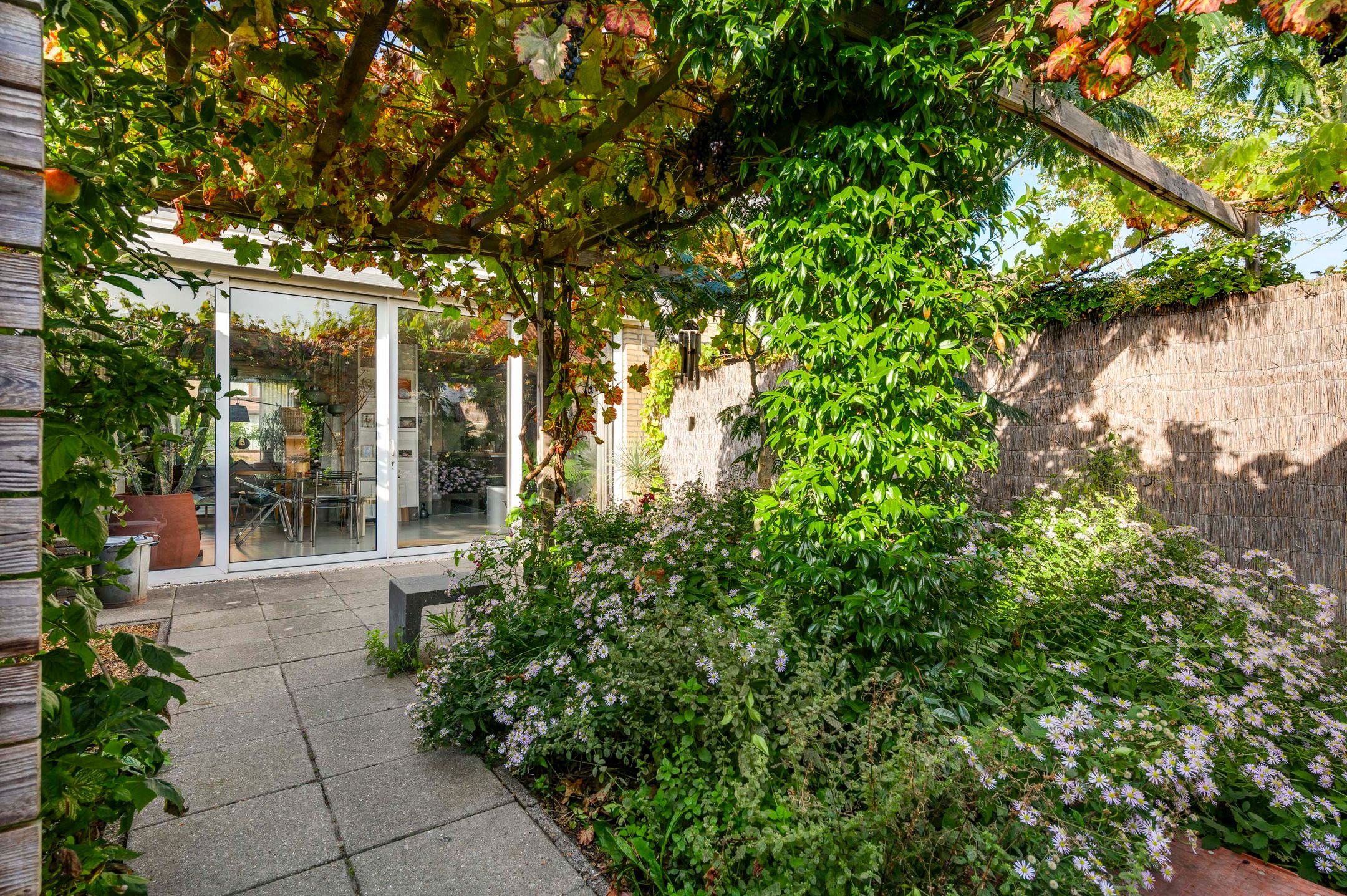 Foto 36 van De Ruyterstraat 16