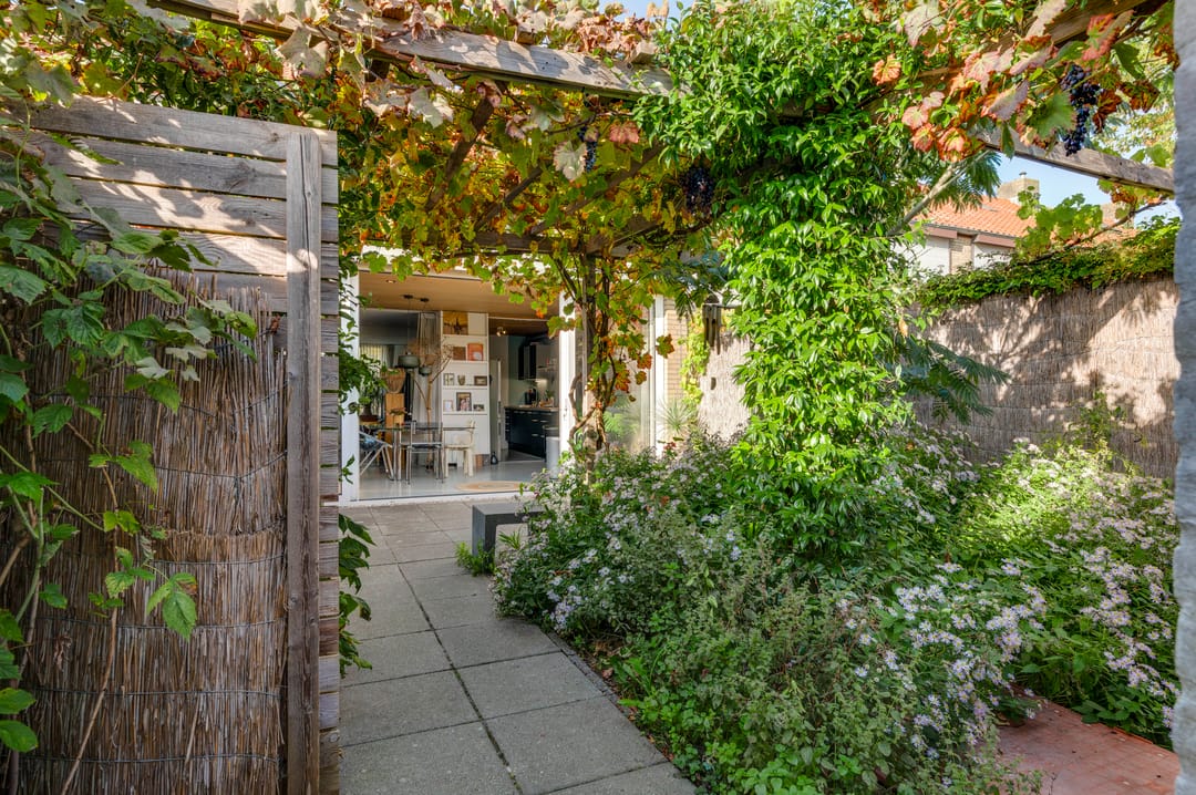 Foto 37 van De Ruyterstraat 16