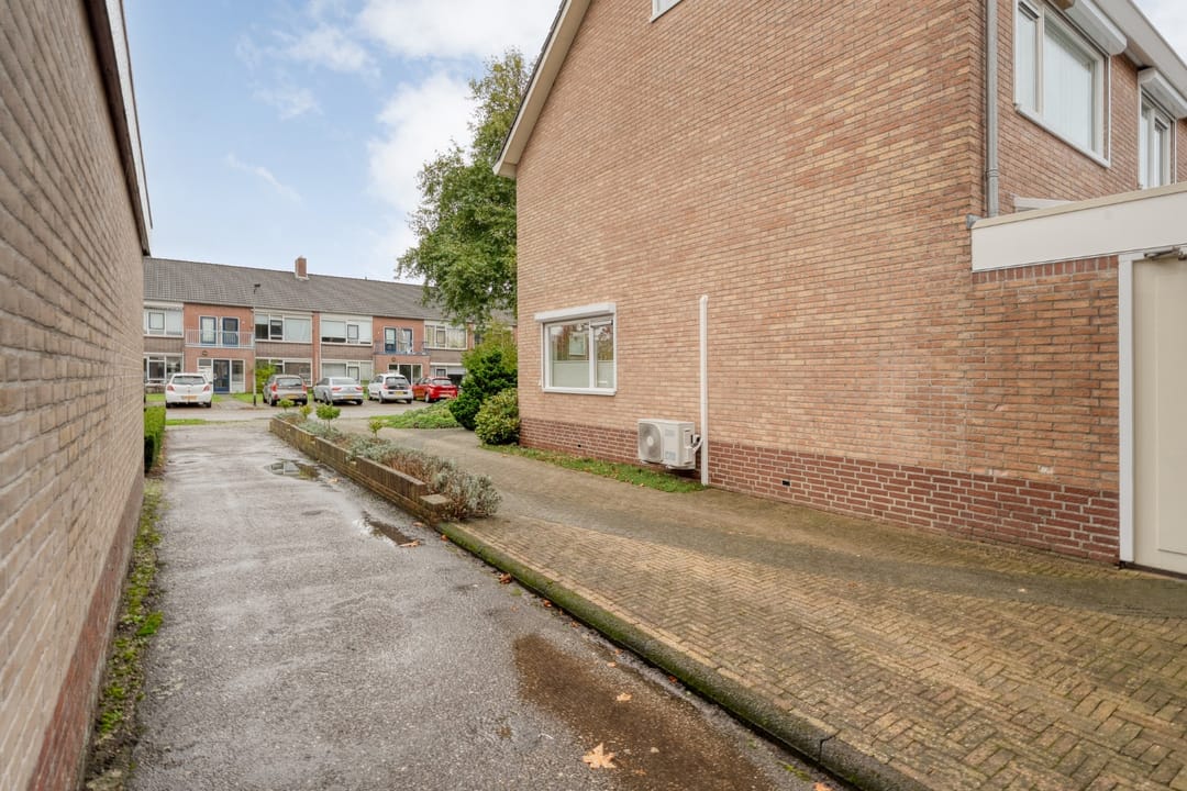 Photo 11 of Haarsweg 8