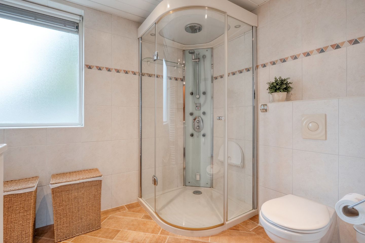 Photo 34 of Haarsweg 8