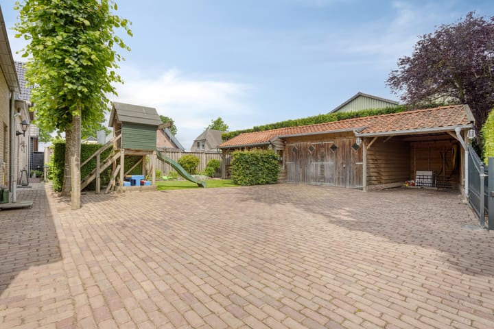 Foto 40 van De Driehoek 3