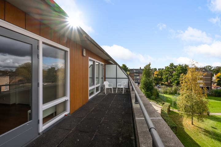 Foto 3 van Karel van Manderhof 129