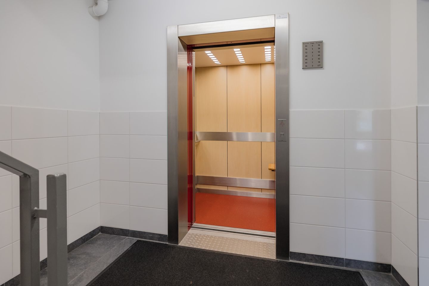 Photo 4 of Doorneberglaan 52