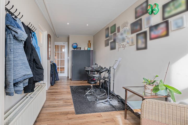 Photo 15 of Hoofdweg 24