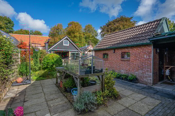 Photo 42 of Hoofdweg 24