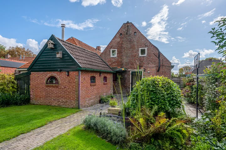 Photo 64 of Hoofdweg 24