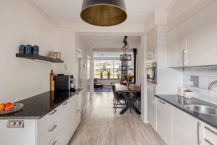 Foto 16 van Deurningerstraat 48