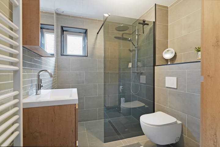 Photo 18 of Volkerakstraat 13