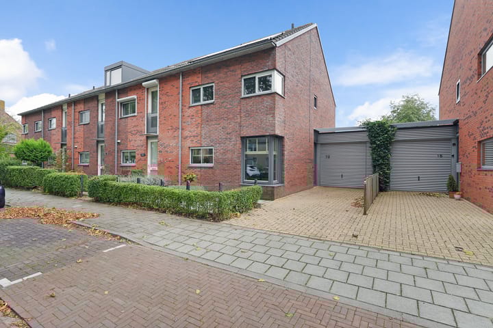 Photo 29 of Volkerakstraat 13