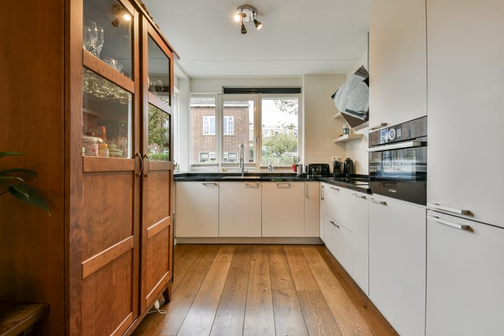 Foto 9 van Clematisstraat 33