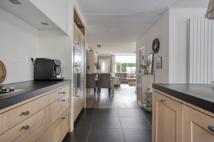 Photo 13 of Biesbongerd 24