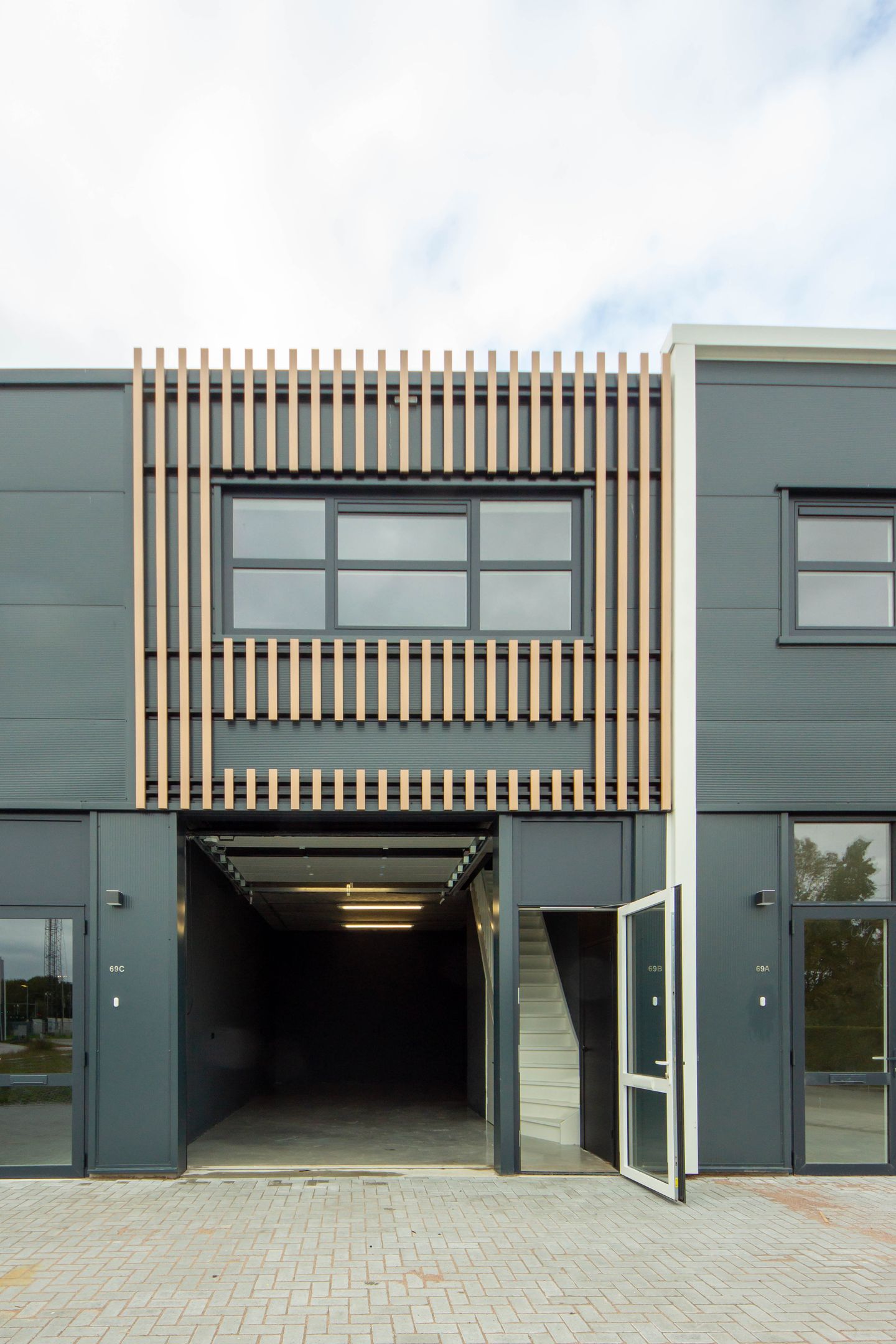 View photo 4 of De Stuwdam 69-B