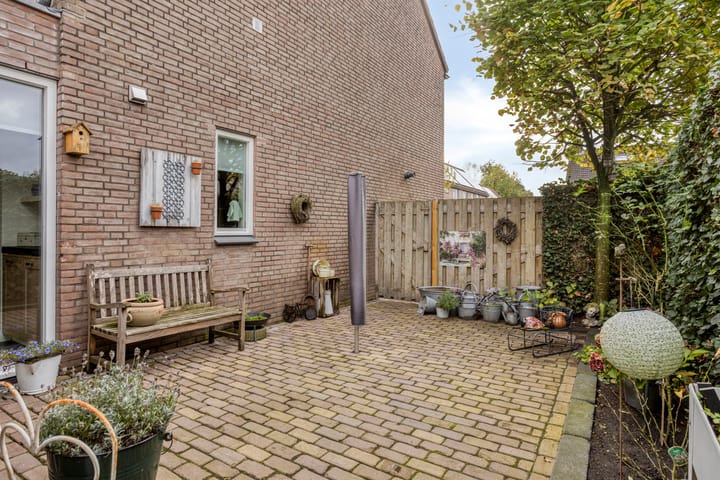 Photo 35 of Biesbongerd 24