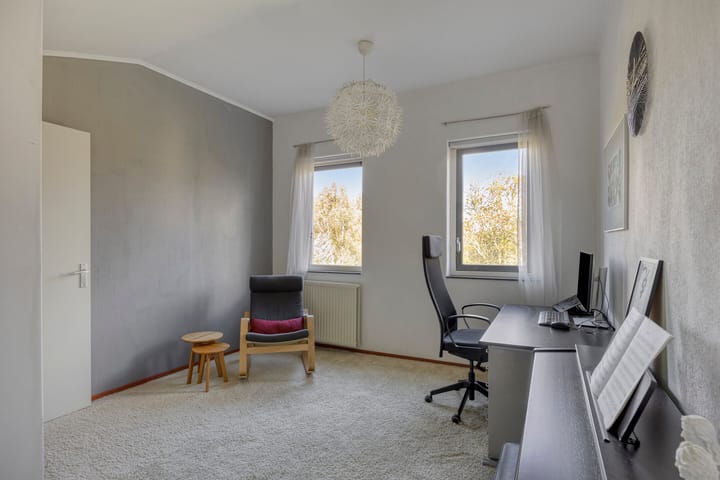 Photo 25 of Dijkgraafstraat 35