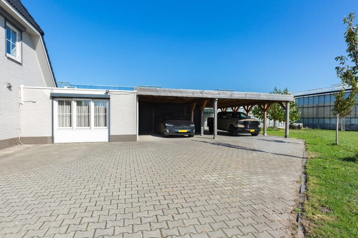 Photo 62 of J. Poortmanweg 35