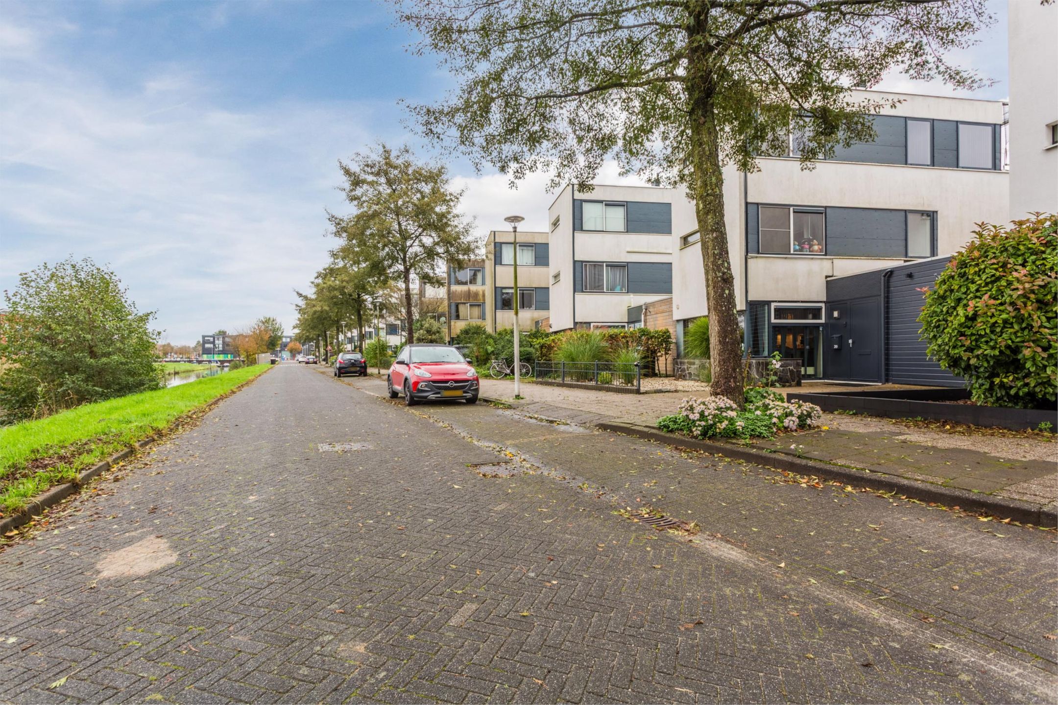 Foto 9 van Pegasus 39