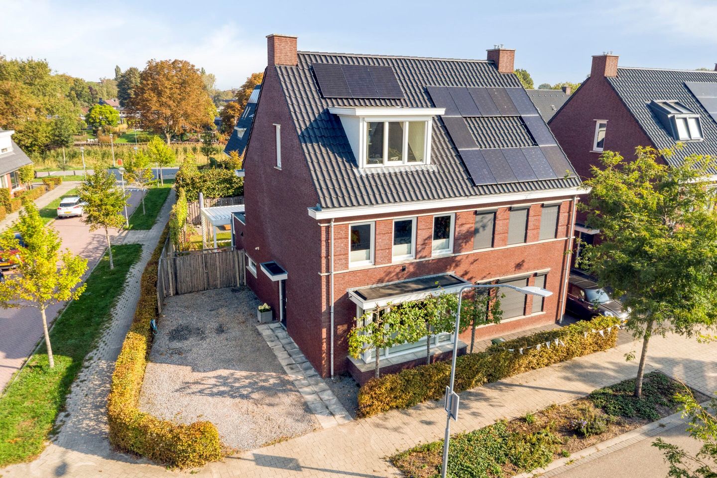 Photo 1 of Aquamarijn 11