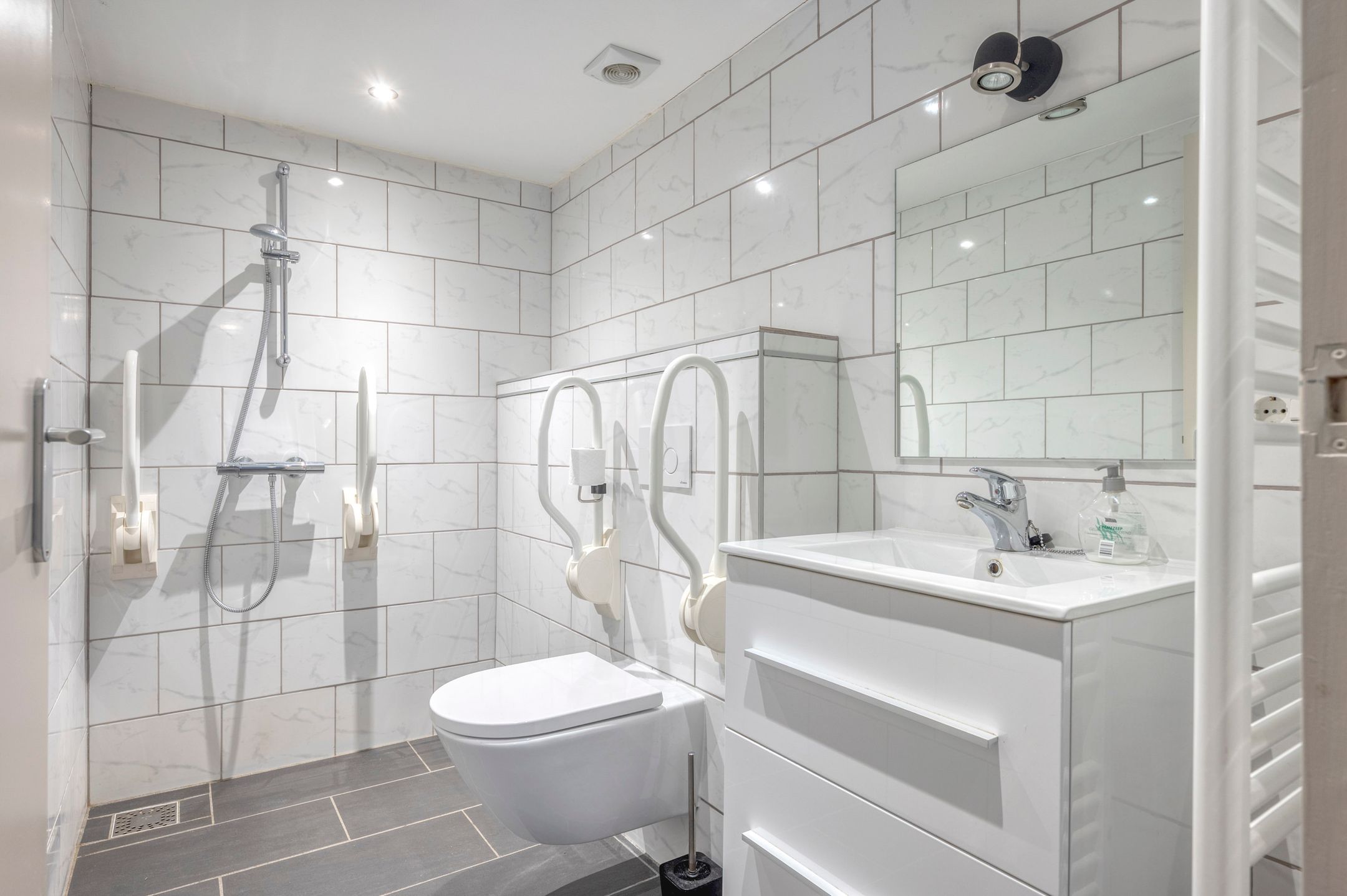 Foto 18 van Belhofstraat 6