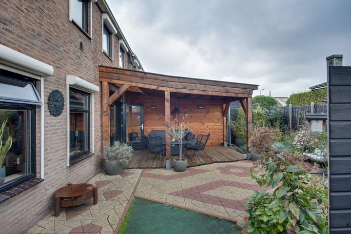 Foto 41 van Julianaweg 68