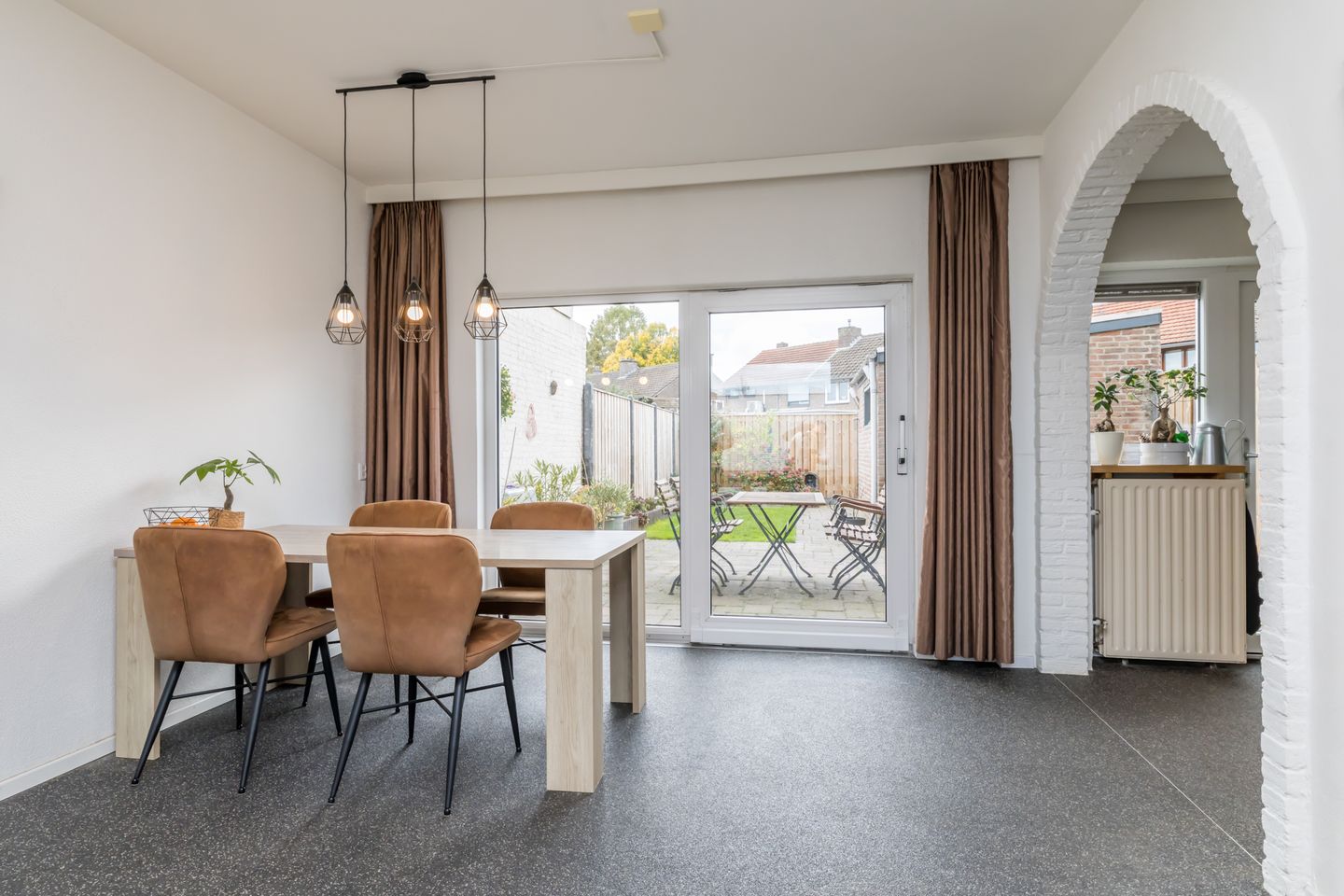 Foto 5 van Drossaert de Limpensplein 6