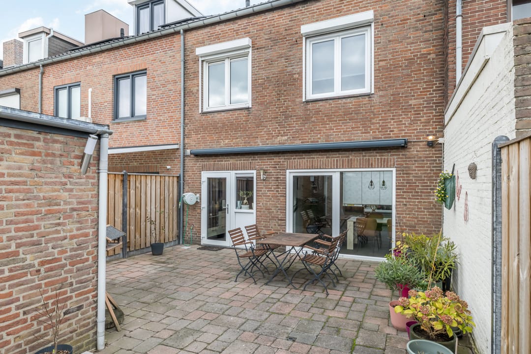 Foto 22 van Drossaert de Limpensplein 6