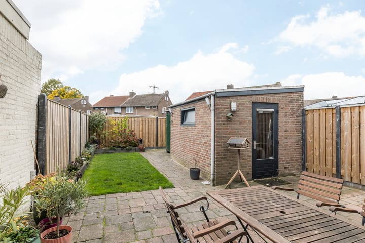 Foto 24 van Drossaert de Limpensplein 6