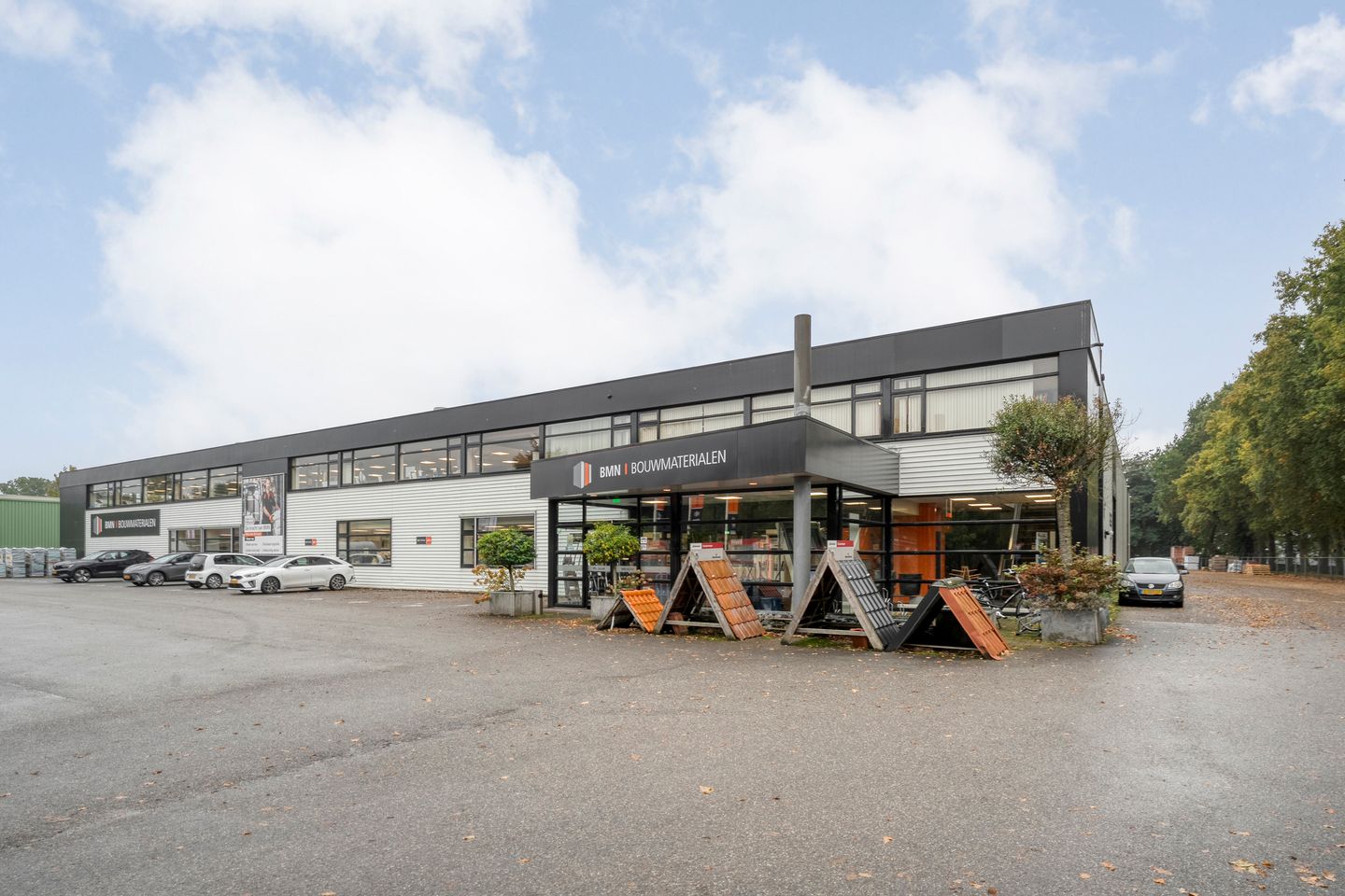 Bekijk foto 1 van Almelosestraat 74