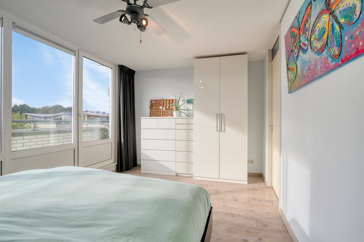 Photo 24 of Bremenstraat 64