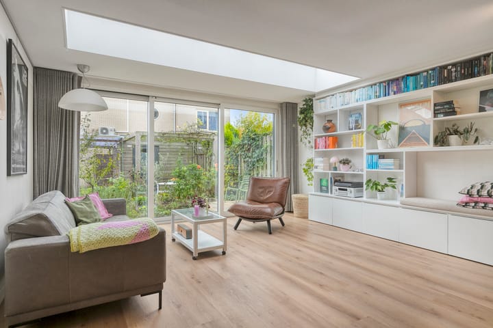 Photo 5 of Bremenstraat 64