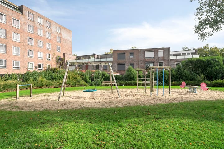 Photo 32 of Bremenstraat 64