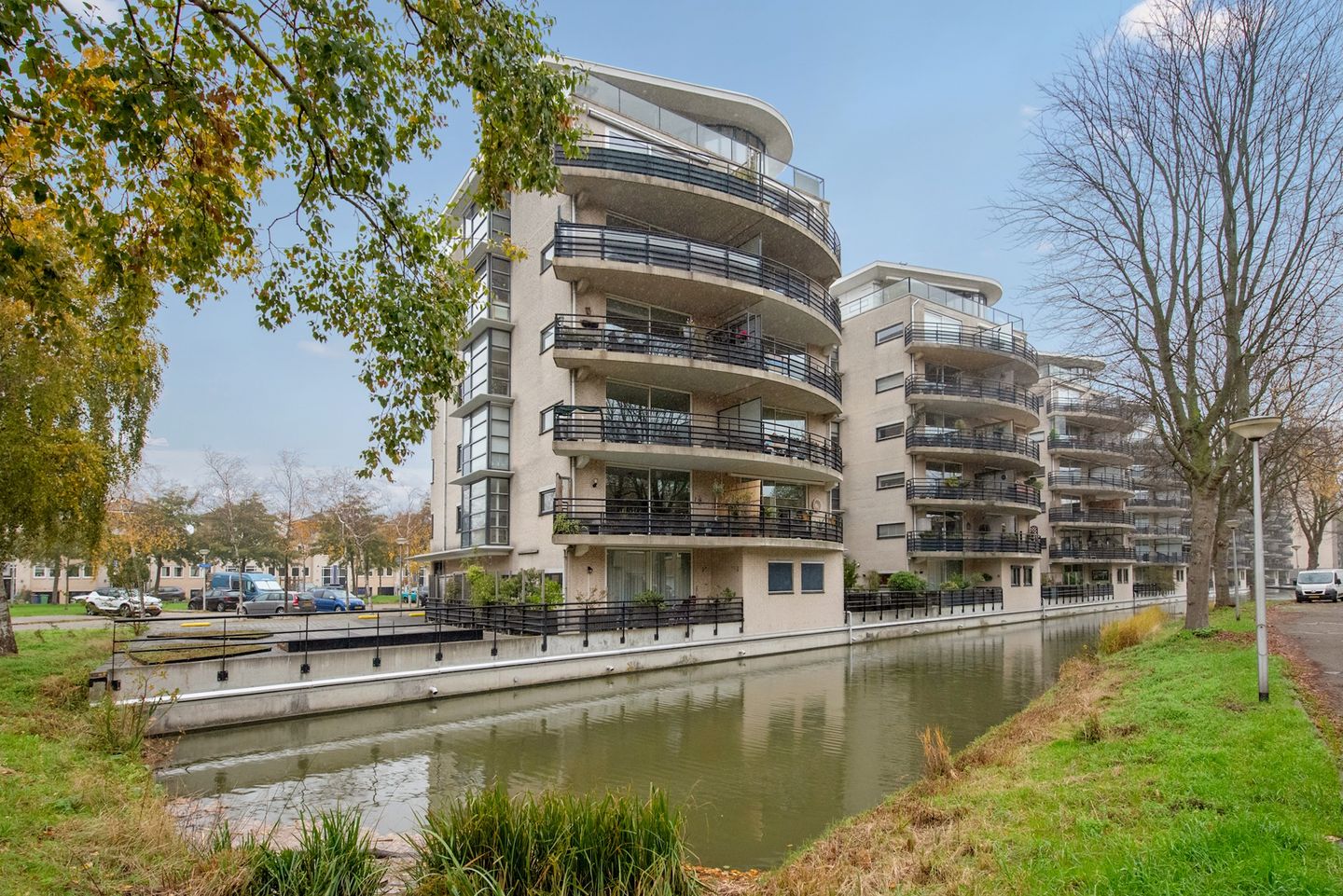 Photo 1 of Parkzoom 305