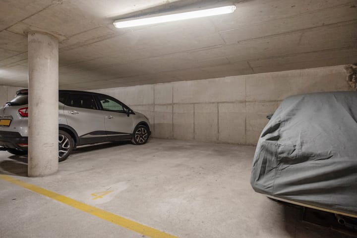 Photo 31 of Parkzoom 305