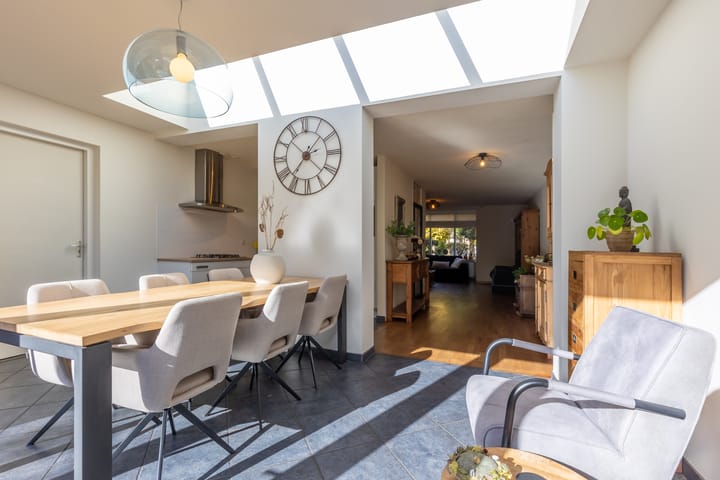 Photo 2 of Marsstraat 40