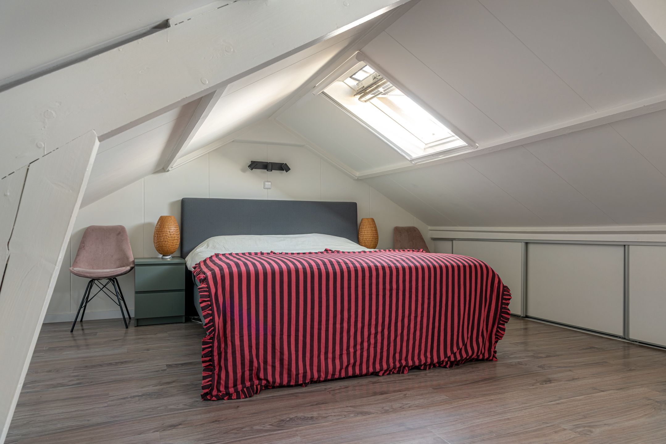 Foto 21 van Dr Eeltje Halbertsmastraat 25