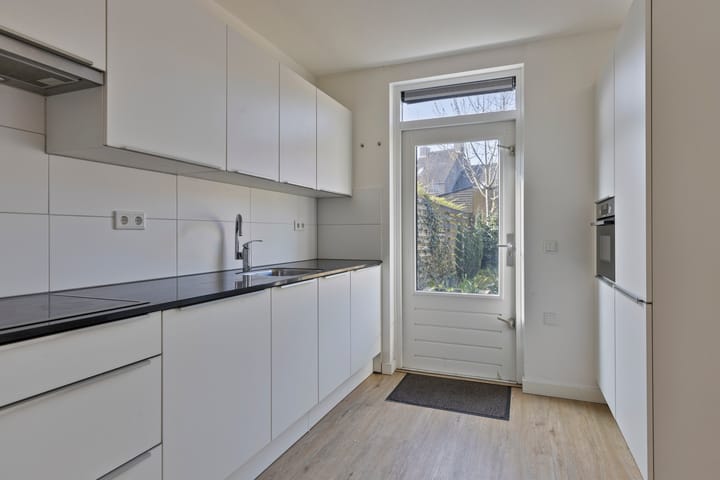 Photo 4 of Hoogkar 12